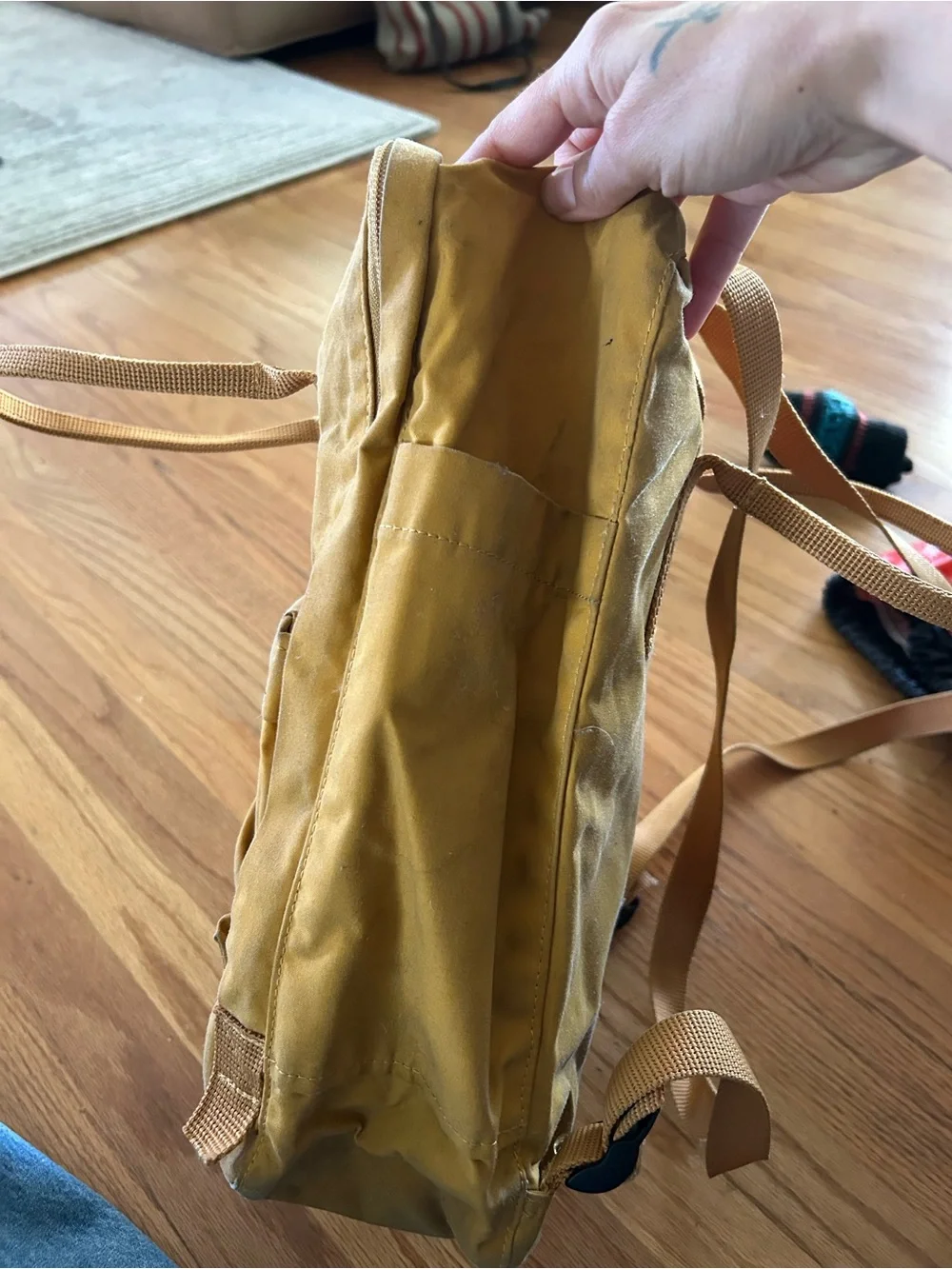Kånken Men's Mustard Yellow Backpack